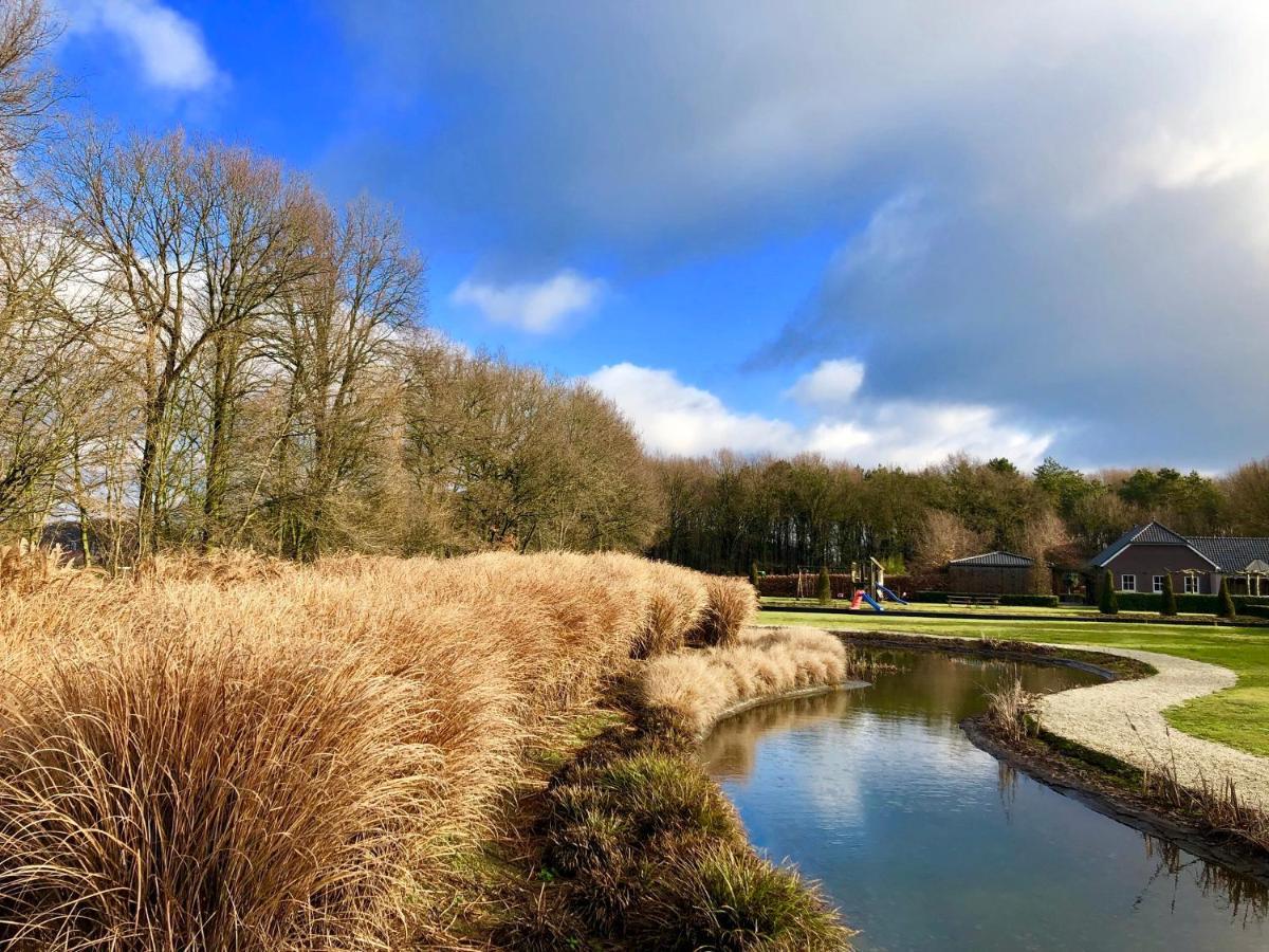 Landhuis Hotel De Hilkensberg Broekhuizen  Bagian luar foto